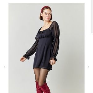 Francesca’s Josanna Juliet Sleeve Mini Dress
